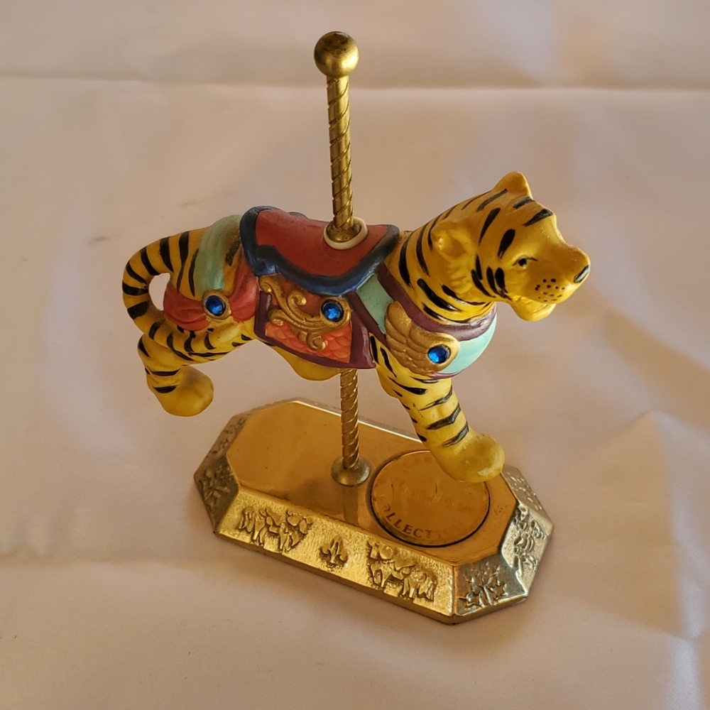 Tiger Westminster Carousel Collection - Picture 9 of 9
